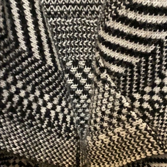 Cardigan - Picture 2 of 3